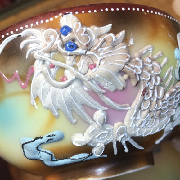 Dragonware Lusterware Dragon Moriage Large Cup Saucer Set EAC Beige w Box - Picture 6 of 17